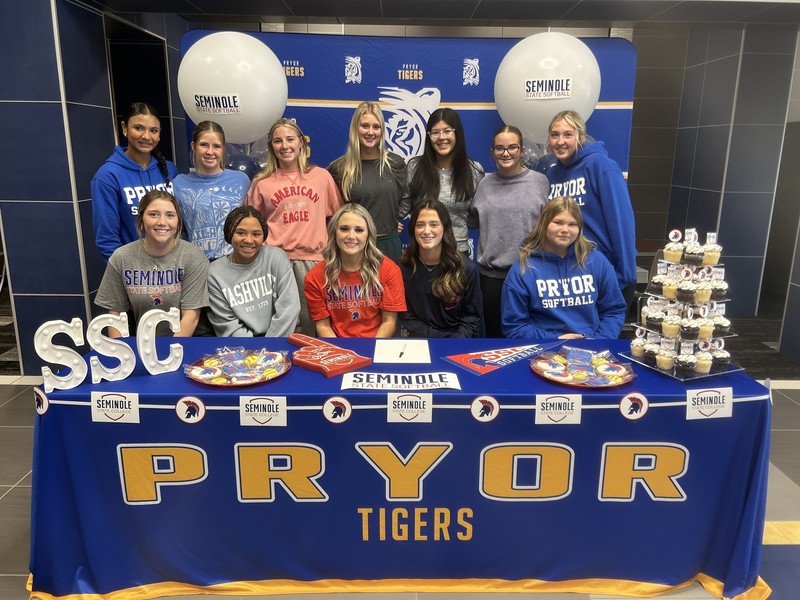 Bennett and her teammates