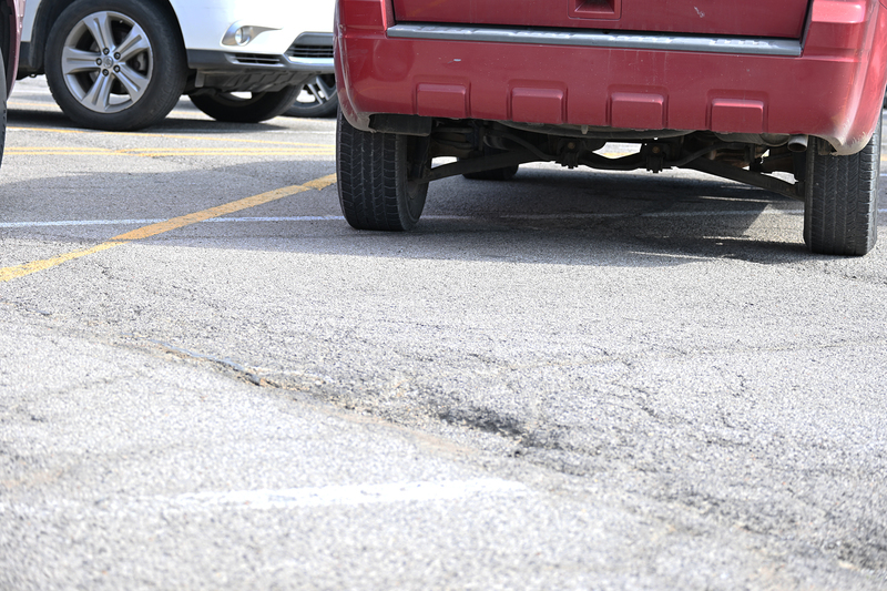 parking lot chughole