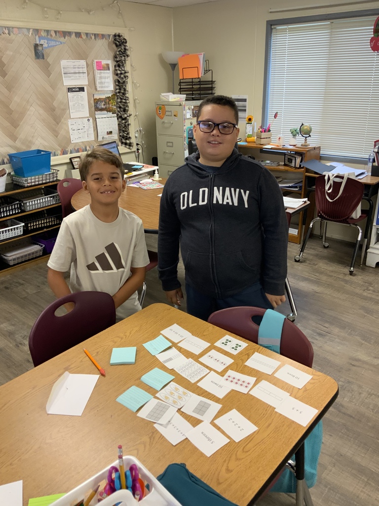 students working on Algebraic expressions
