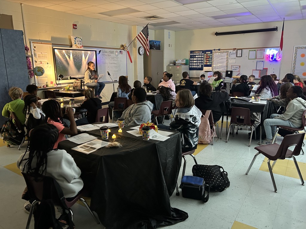 Picture of 4th Grade Poetry Reading