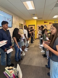 Students in communication game