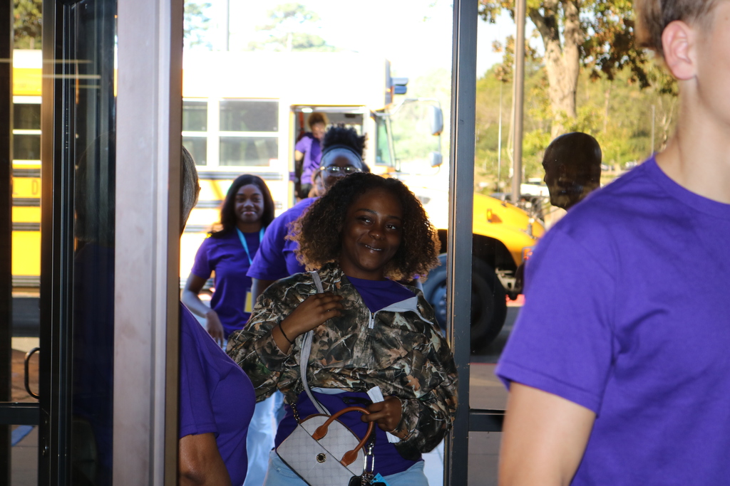 Students arrive for teen court