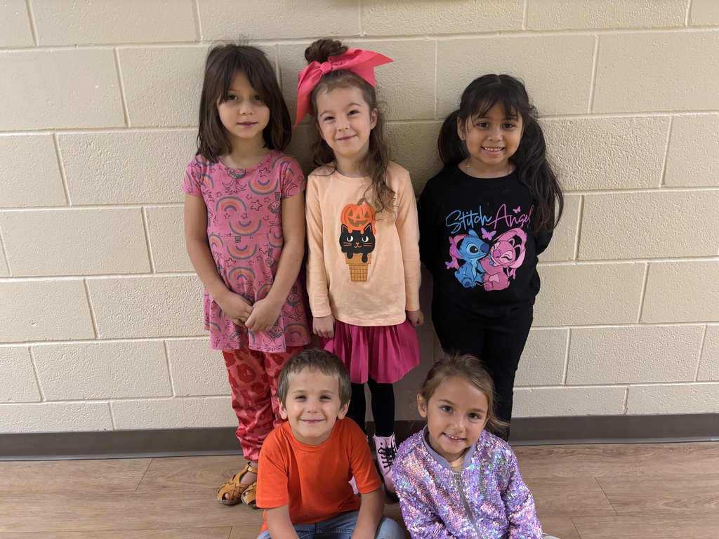 Kindergarteners in neon to show our future is brighter without drugs