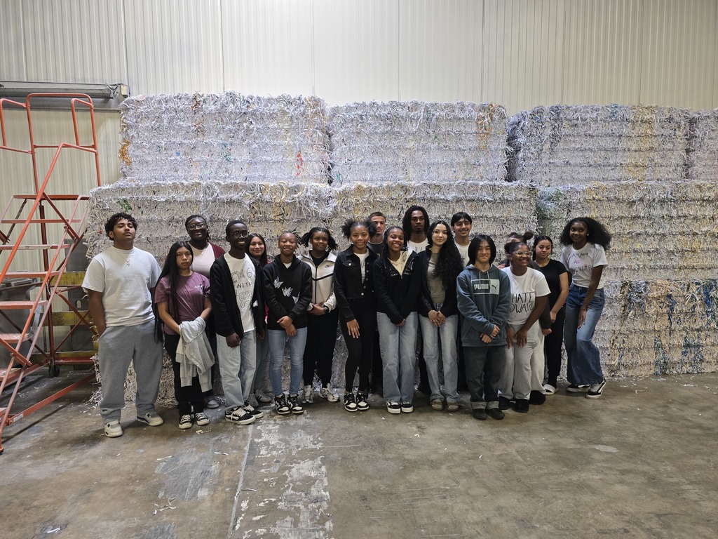 Academy Ambassadors volunteered at Achieve Community Alliance, one of our Academy partners. They helped clean, set up and decorate for their trunk or treat. Ambassadors also toured Gone For Good, a secured document shredding company.