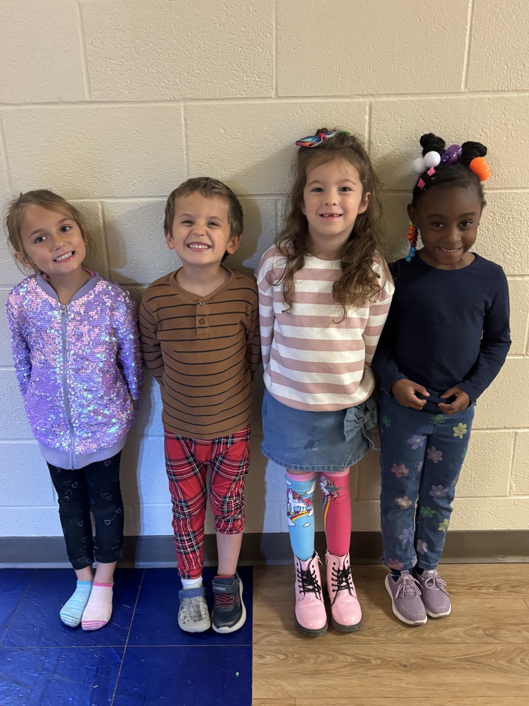 Image of Kindergarten Students in Mix Match clothing