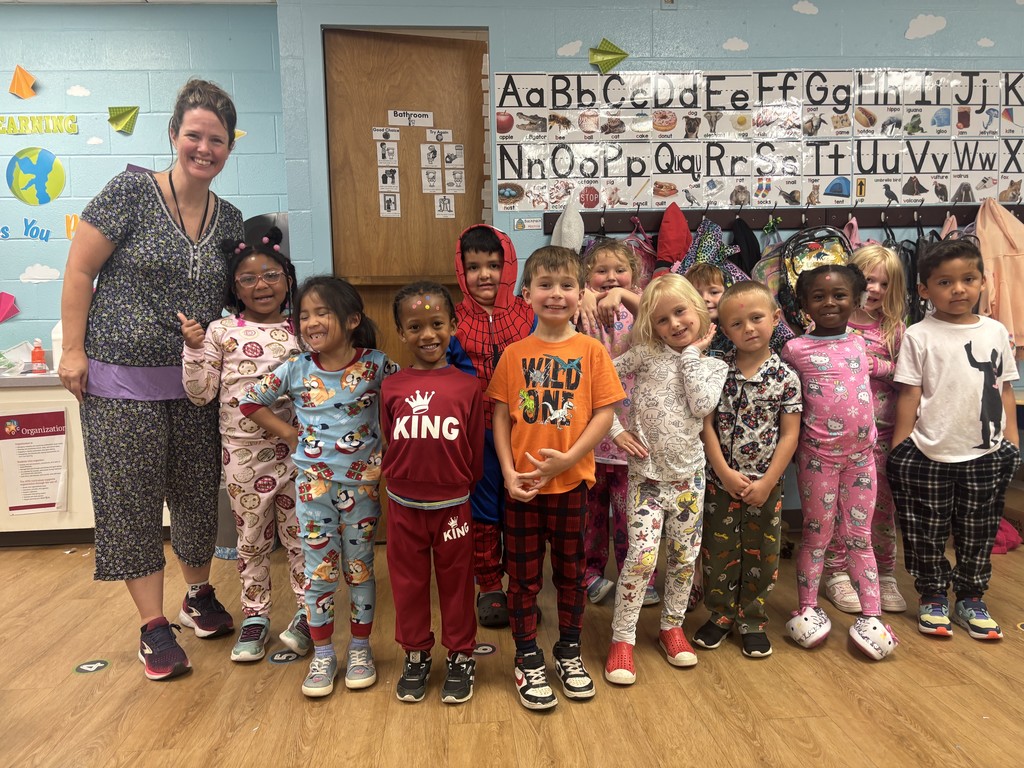 Kindergarteners in pajamas to show that we are chasing our dreams and staying drug free