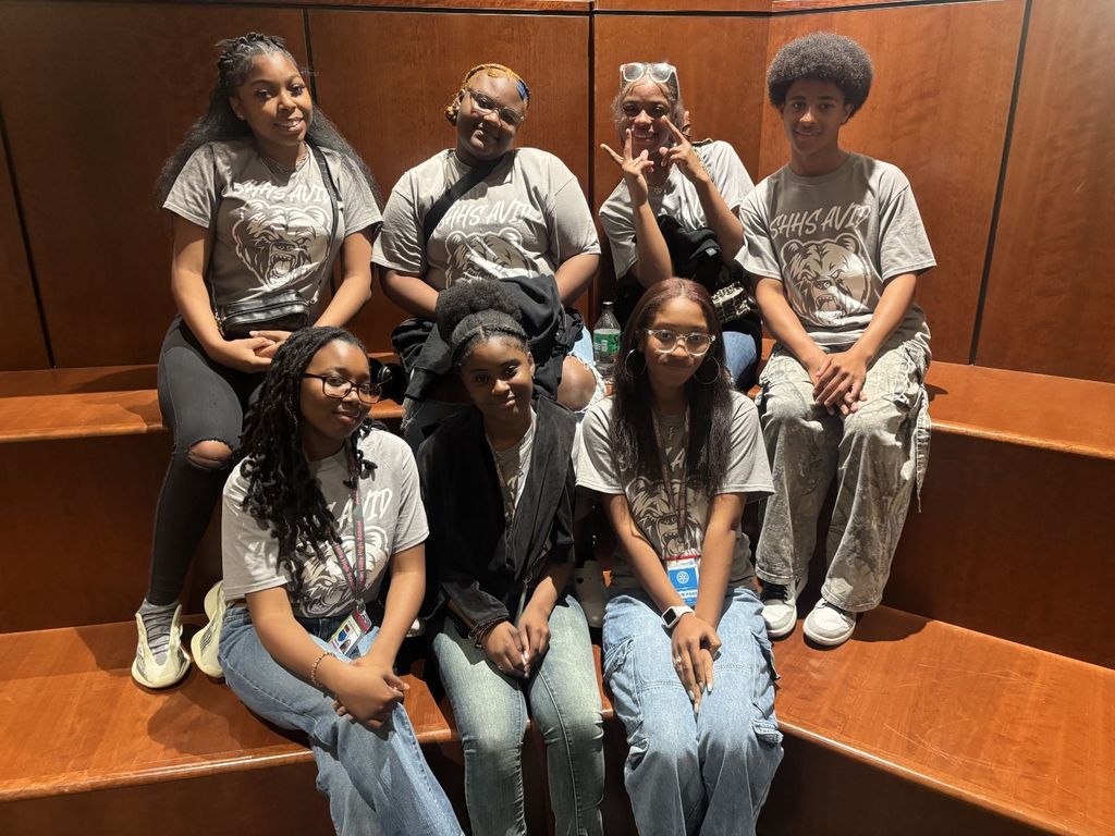 AVID Juniors Tour Harding