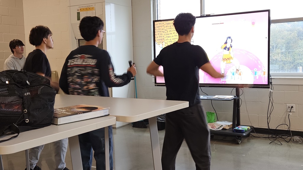 Students playing the Wii in club time