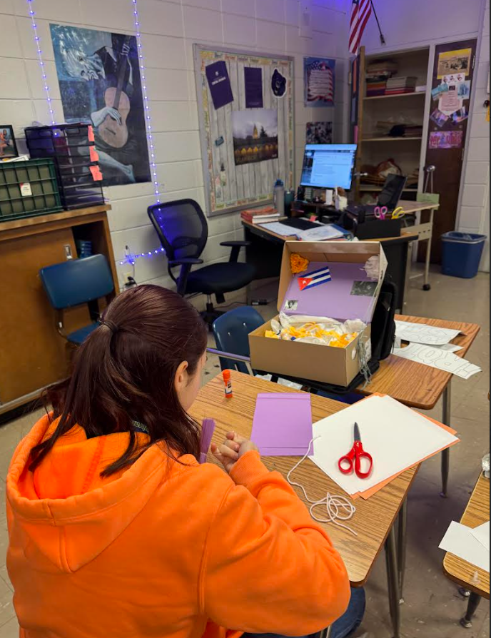 Spanish III & IV makes Ofrendas