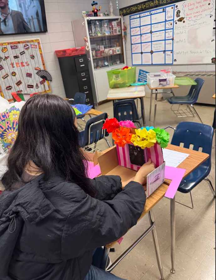 Spanish III & IV makes Ofrendas