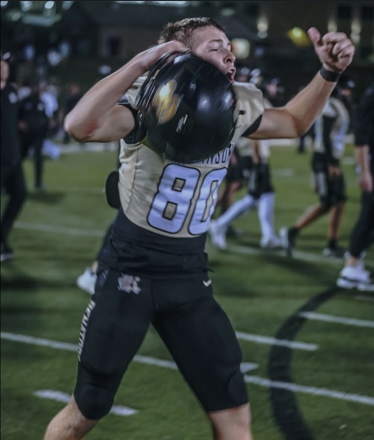 Zach Compton celebrates a clutch play!