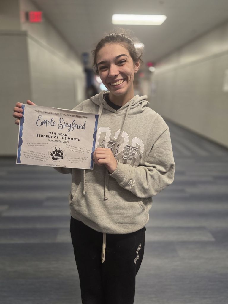 Bears of the Month: Emele Siegfried