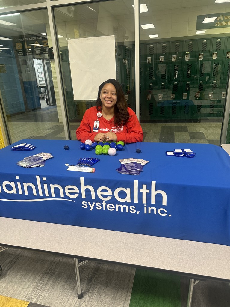 mainline table Student at Book Fair Family Night