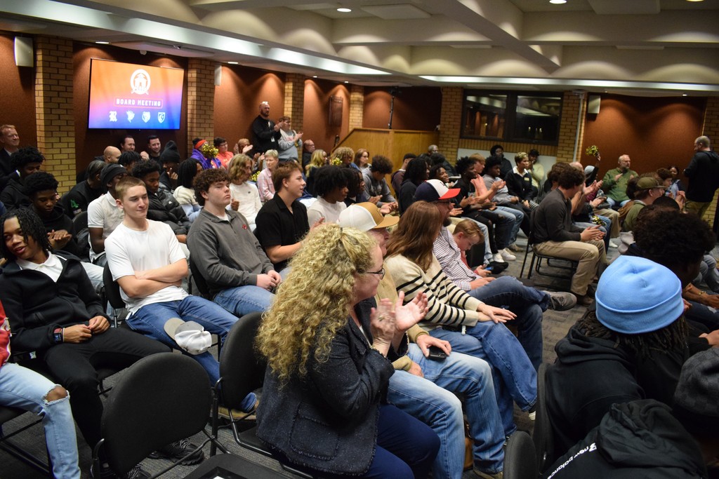 A crowd at the Pulaski County Special School district board meeting