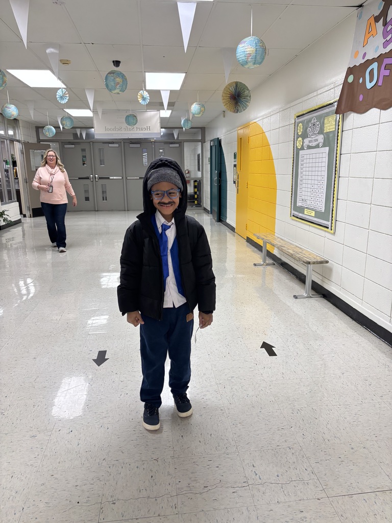 Another Paw Paw came to school today!