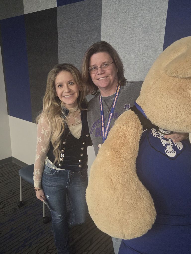 Monthly Faculty Meeting: Celebrating Teachers