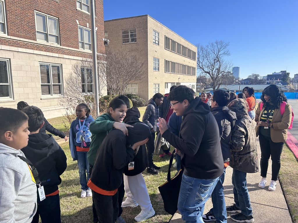 AVID 6th Scholars at State Capitol