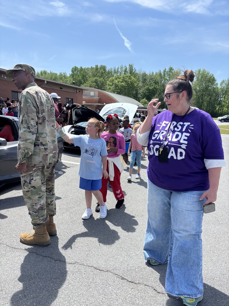 The kids love it when Master Sergeant Roy comes to visit!