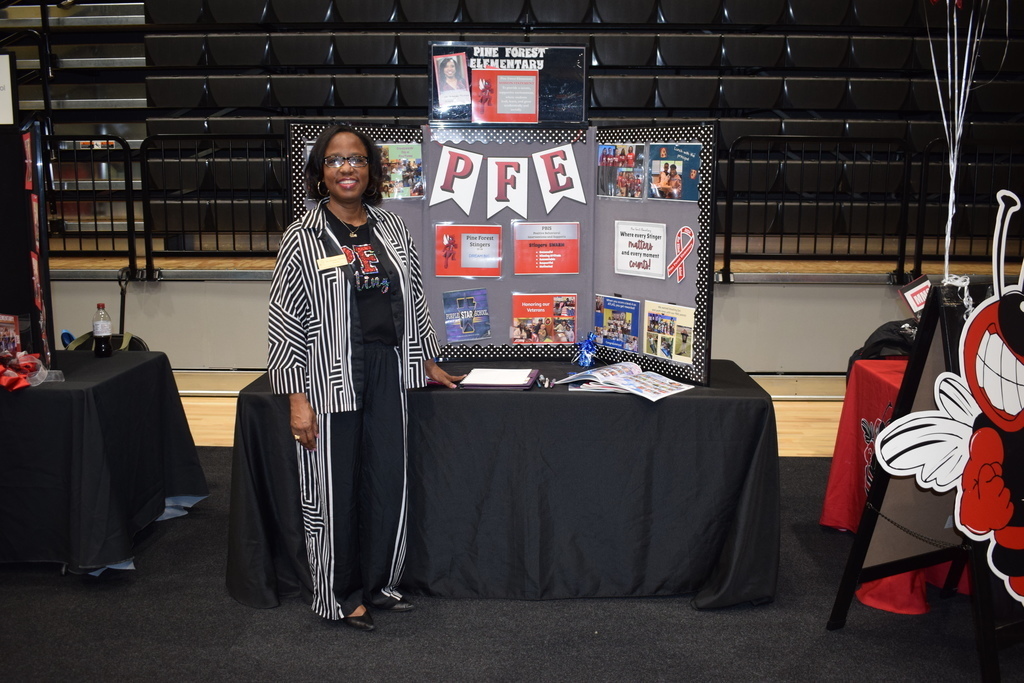 Pine Forest Elementary table