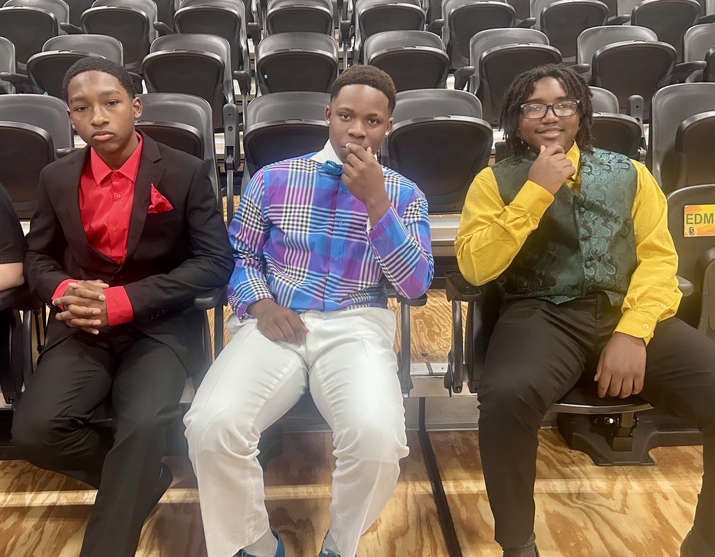 scholars before the 8th grade promotion ceremony pic 3