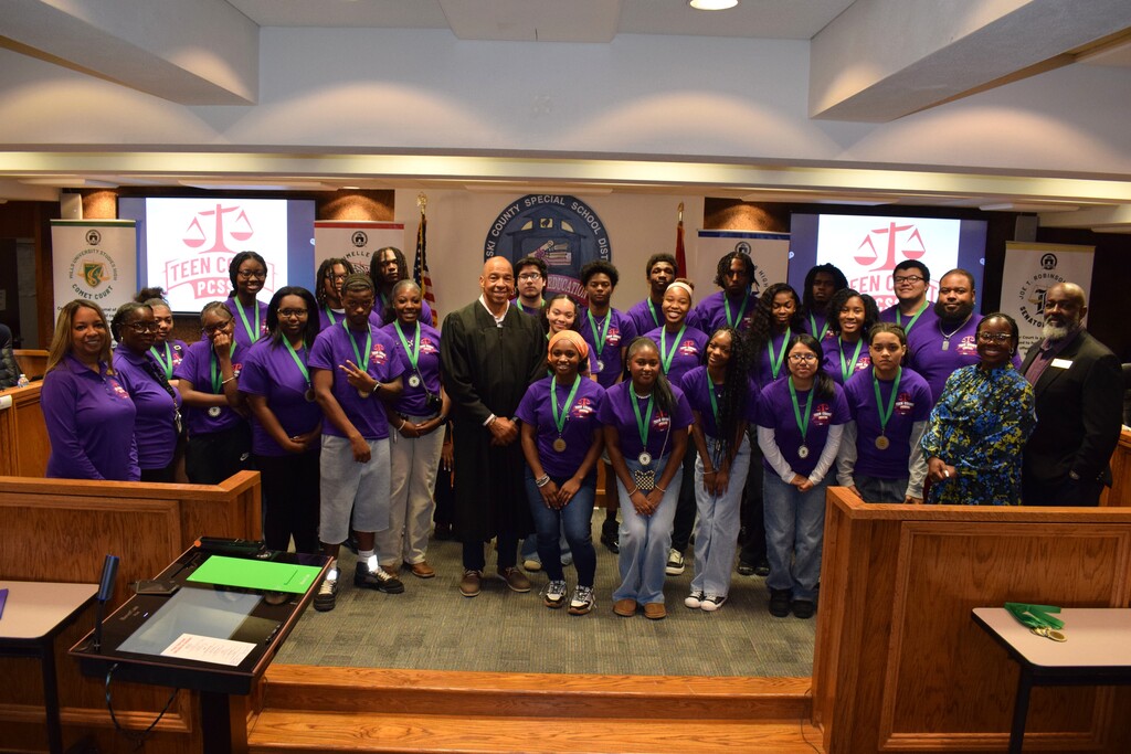 A group picture of Comet Teen Court