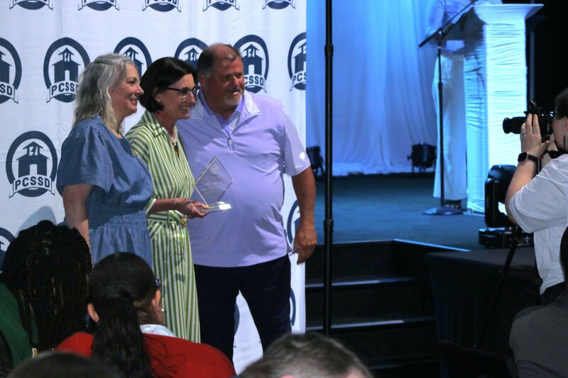 Photo of Jana Carr, Ashley Washam and Superintendent Jeff Senn