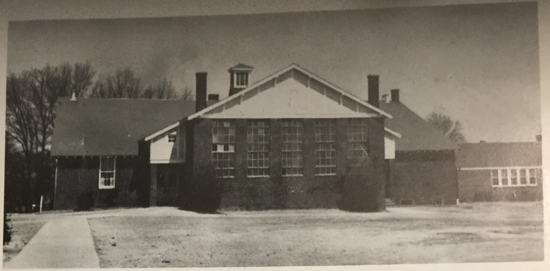 Black and white picture of Fuller High Shool