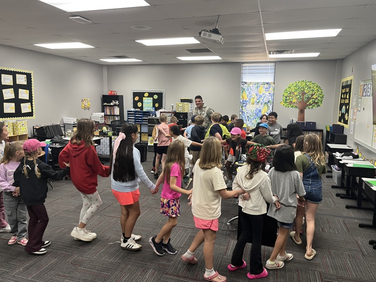 Sinti Hihla - Choctaw for Snake Dance 