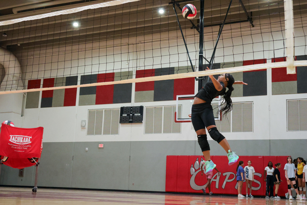 CappsVBall-8