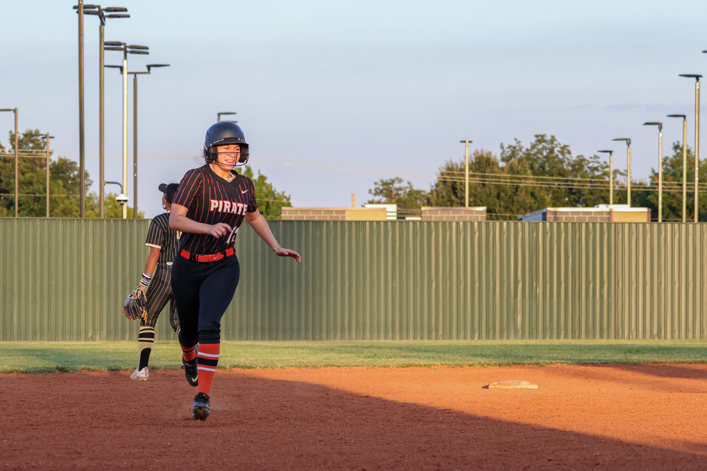 PCOSeniorNight-03