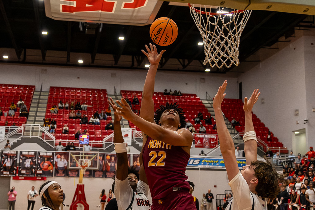 PCN Boys Basketball player lay up during the semi-final round