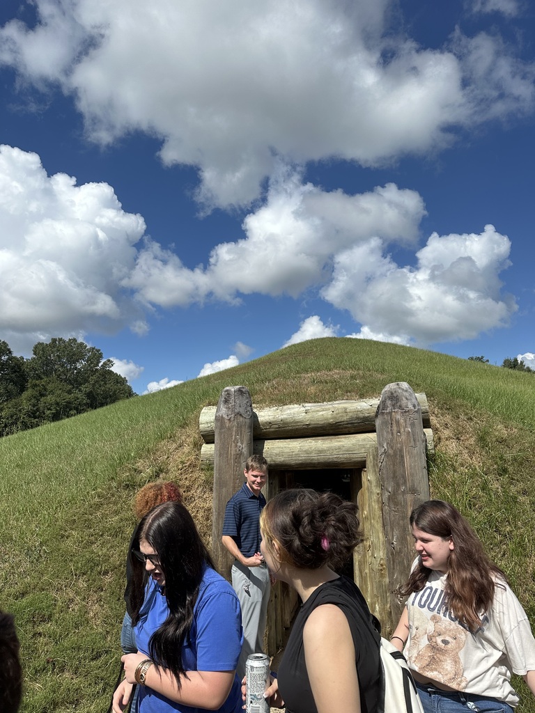 Students going into the Indian Mounds