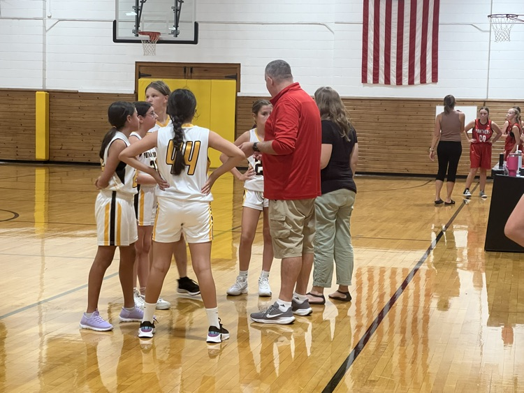 Girls Basketball 
