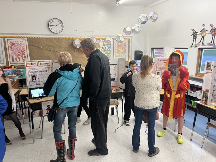 living wax museum