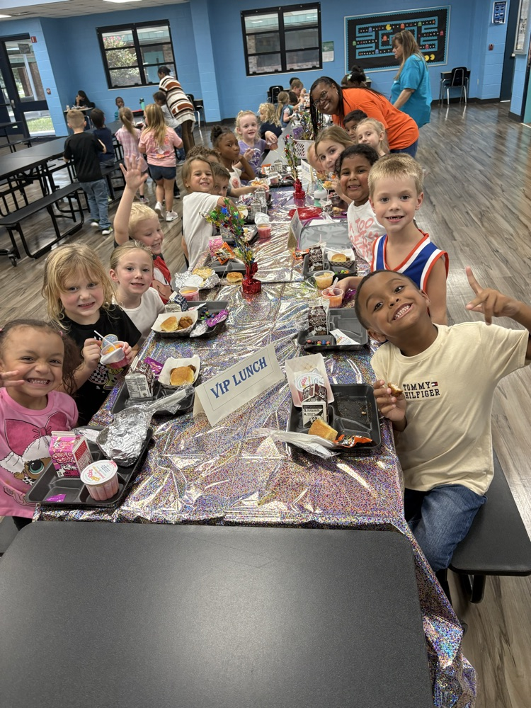 children eating