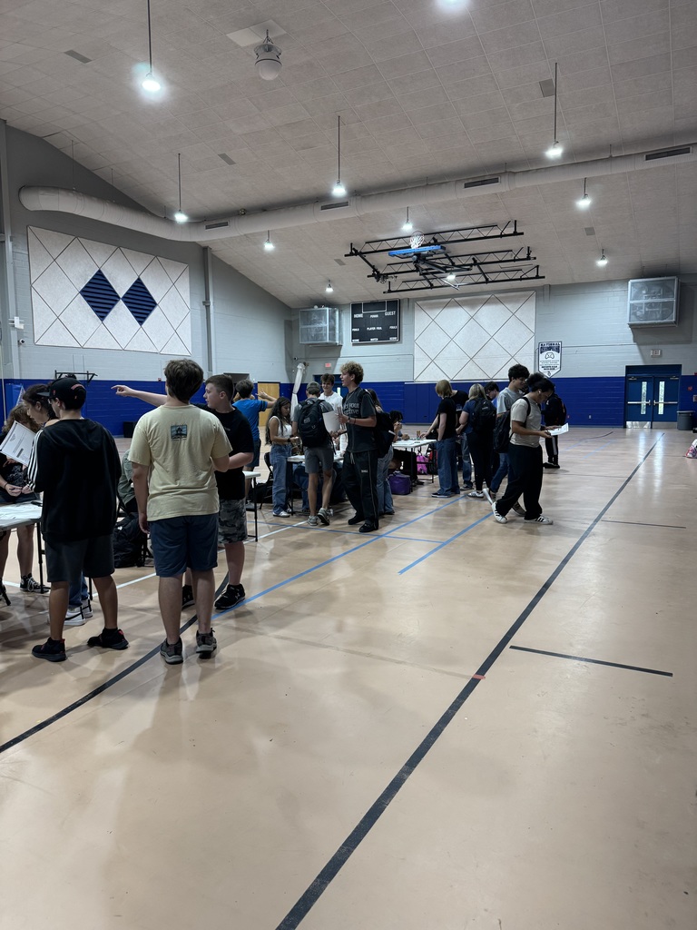 Students voting