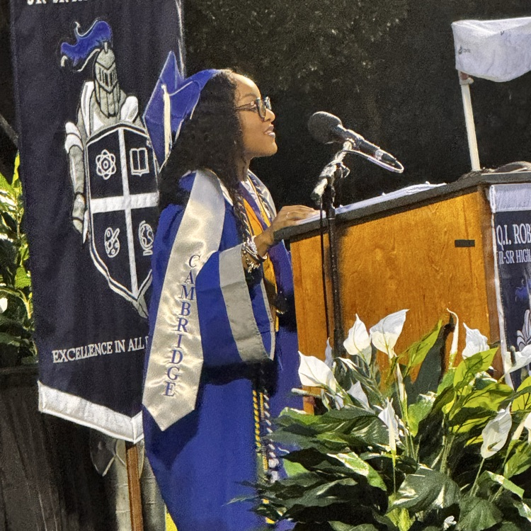 Taniya giving farewell address