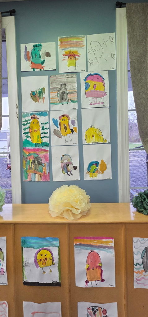 🎨 YMCA Pre-K Art Showcase 🎨 On March 25, our YMCA Pre-K classes held an in-class art exhibition to highlight the creativity and artistic growth of our students. The display featured a variety of projects that allowed students to share their imagination, practice new skills, and take pride in their work. We are proud of our young artists and the learning experiences that encourage creativity and self-expression every day!