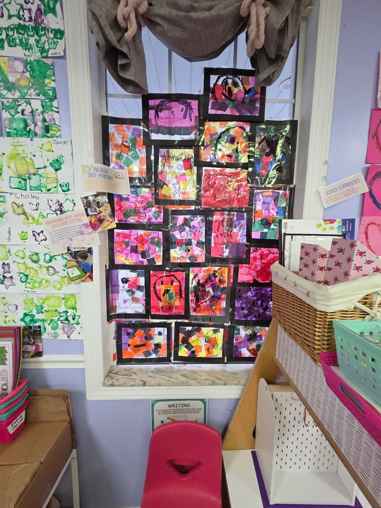 🎨 YMCA Pre-K Art Showcase 🎨 On March 25, our YMCA Pre-K classes held an in-class art exhibition to highlight the creativity and artistic growth of our students. The display featured a variety of projects that allowed students to share their imagination, practice new skills, and take pride in their work. We are proud of our young artists and the learning experiences that encourage creativity and self-expression every day!