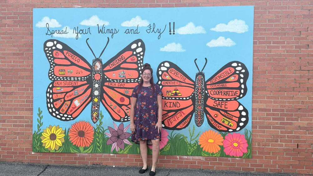 🧡🖤 A HUGE thank you to Mrs. Lewis! 🖤🧡 Mrs. Lewis worked incredibly hard to make our playground even more special for our kiddos! She spent so much time and effort creating this beautiful mural as a surprise, and now that school is officially underway, our students finally got to see it! 🎨✨ Mrs. Lewis, thank you for sharing your incredible talent with us and for putting so much love into making our school a special place for our kids. We absolutely LOVE the mural you created, and we know it will bring smiles to our students for years to come! Thank you!