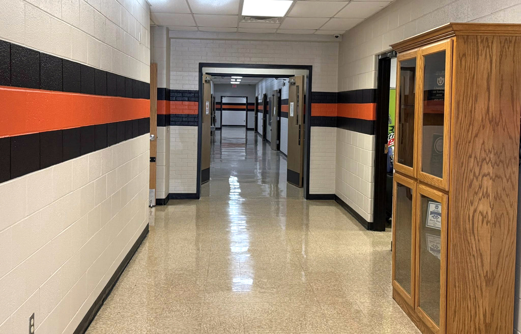 COMMUNITY PARTNERSHIPS BRING NEW LIFE TO PUXICO JR. HIGH!