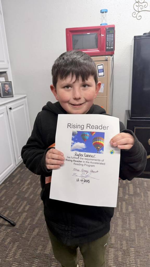 We are so proud of these kids for meeting their reading goals! 📚✨