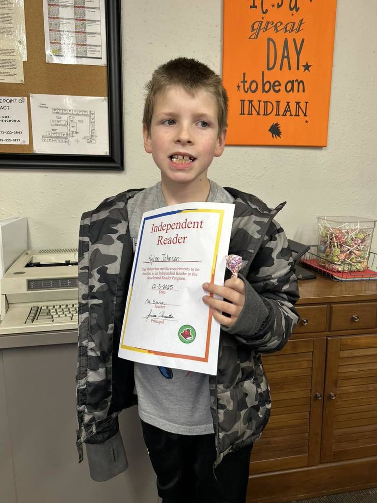 We are so proud of these kids for meeting their reading goals! 📚✨