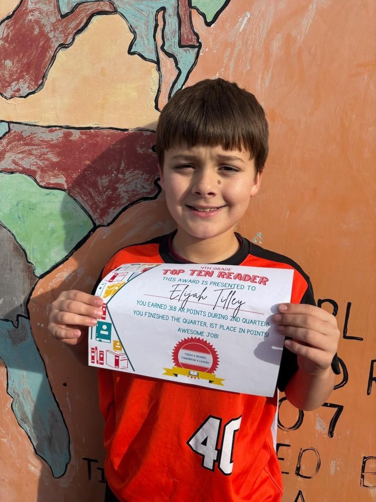 Congratulations to these students for meeting their reading goals! We are so proud of you! 