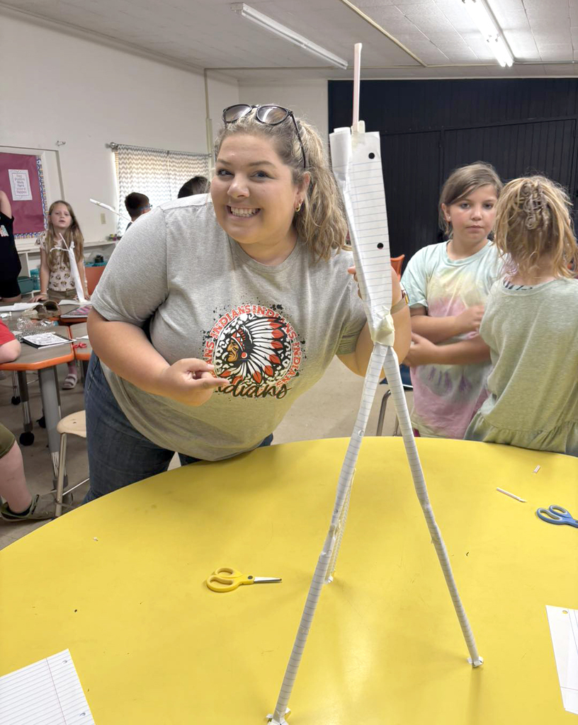 Our fourth grade summer school students had a blast participating in the tall tower competition.