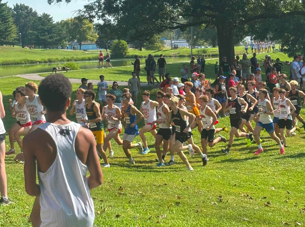 Our High School Cross Country athletes competed in their first meet today, and we couldn’t be more proud of each and every one of them! Their hard work, dedication, and determination are already showing, and we’re excited to watch them grow and accomplish great things throughout the season. Congratulations to all of our runners! 🎉 We are cheering you on every step of the way!