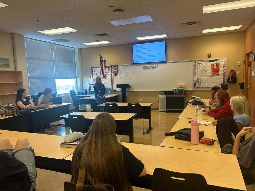 Today, JAG students got to hear from Ashley Lepold, Director Nursing Administration at Poplar Bluff Regional Medical Center. Mrs. Lepold informed students of the various careers within the hospital setting, from nursing, to surgery, to hospitality, to technology. Students learned that healthcare is not limited to just becoming a doctor or nurse; it also isn’t limited to one single education or certification pathway. We are thankful for Mrs. Lepold’s knowledge and willingness to visit our classroom!
