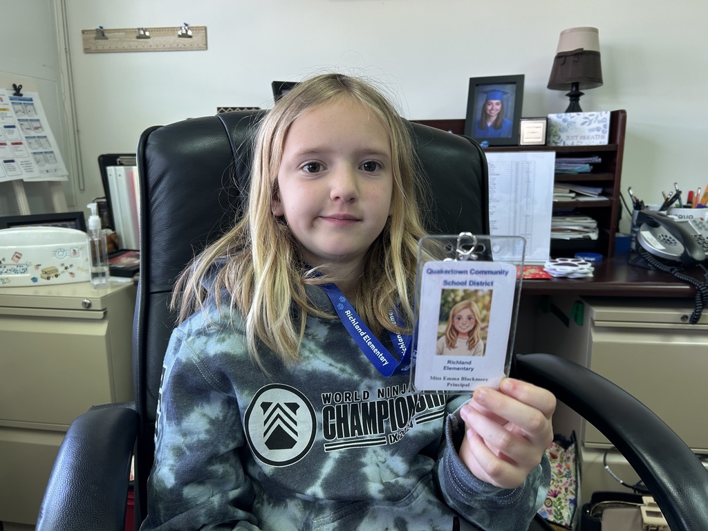 Emma Blackmore shows her new Principal Badge