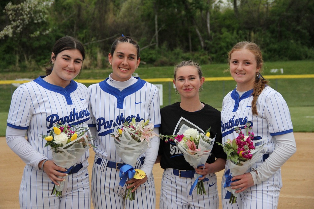 Our seniors smiling together.