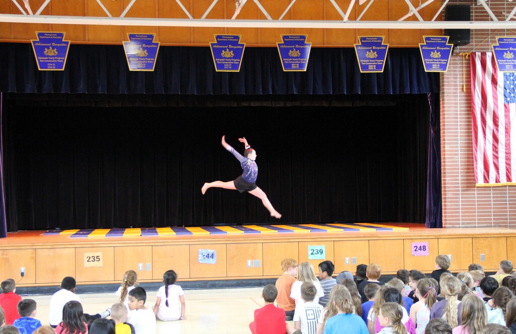 Join us Tuesday, June 2nd, at 6pm for the Richland Elementary Talent Show! 🎶✨ Come out and support our amazing students as they take the stage to showcase their incredible talents! From music and dance to comedy and more, it’s sure to be a fun-filled evening for the whole family. Details: Tuesday, June 2nd 6:00 PM Richland Elementary School We can’t wait to celebrate the creativity, courage, and hard work of our talented Panthers! *Photos are from last year (2024-2025 School Year)